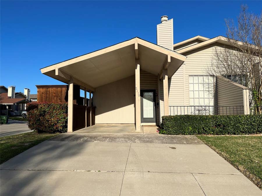 Property photo for 2110 Via Corona, Carrollton, TX