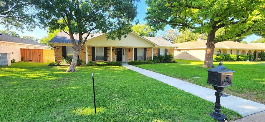 Property photo for 1607 Centenary Drive, Richardson, TX