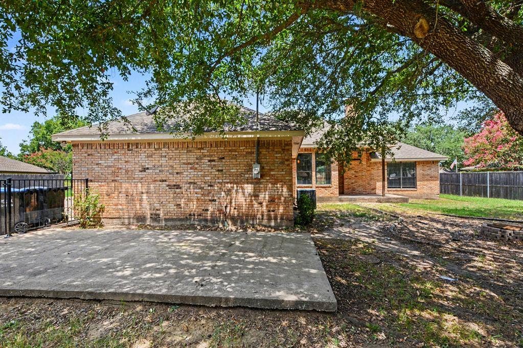 2404 Christi Lane, Caddo Mills, TX 75135 2404 Christi Lane, Caddo Mills, TX 75135
