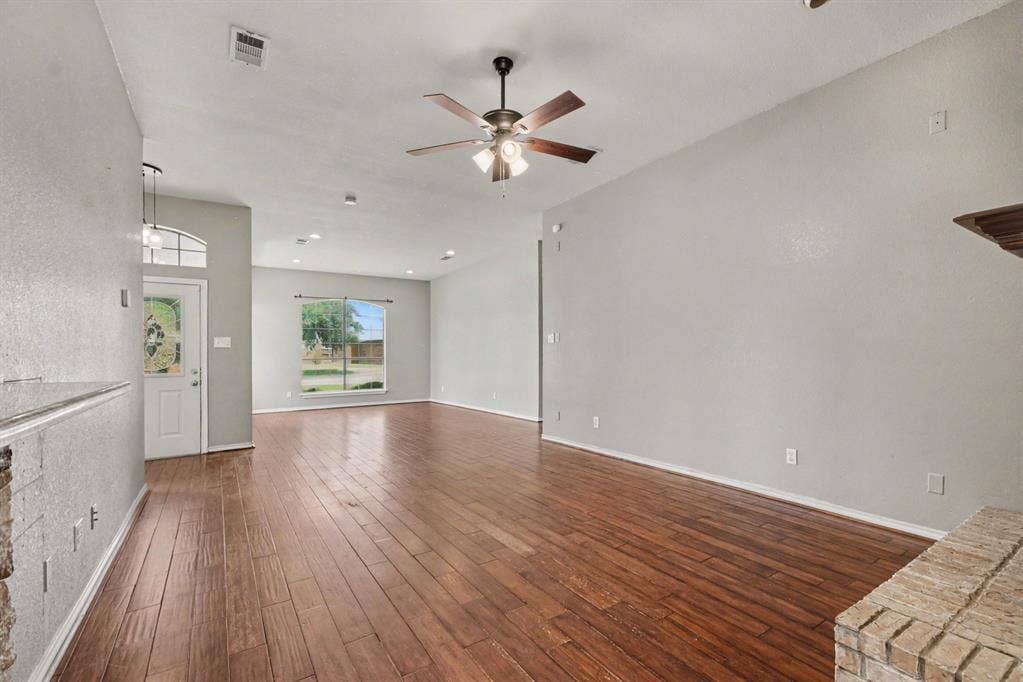 2404 Christi Lane, Caddo Mills, TX 75135 2404 Christi Lane, Caddo Mills, TX 75135