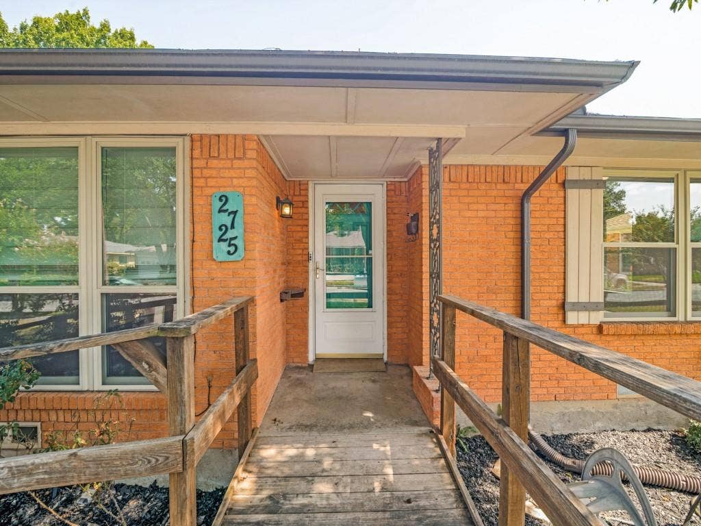 2725 Maverick Avenue, Dallas, TX 75228 2725 Maverick Avenue, Dallas, TX 75228