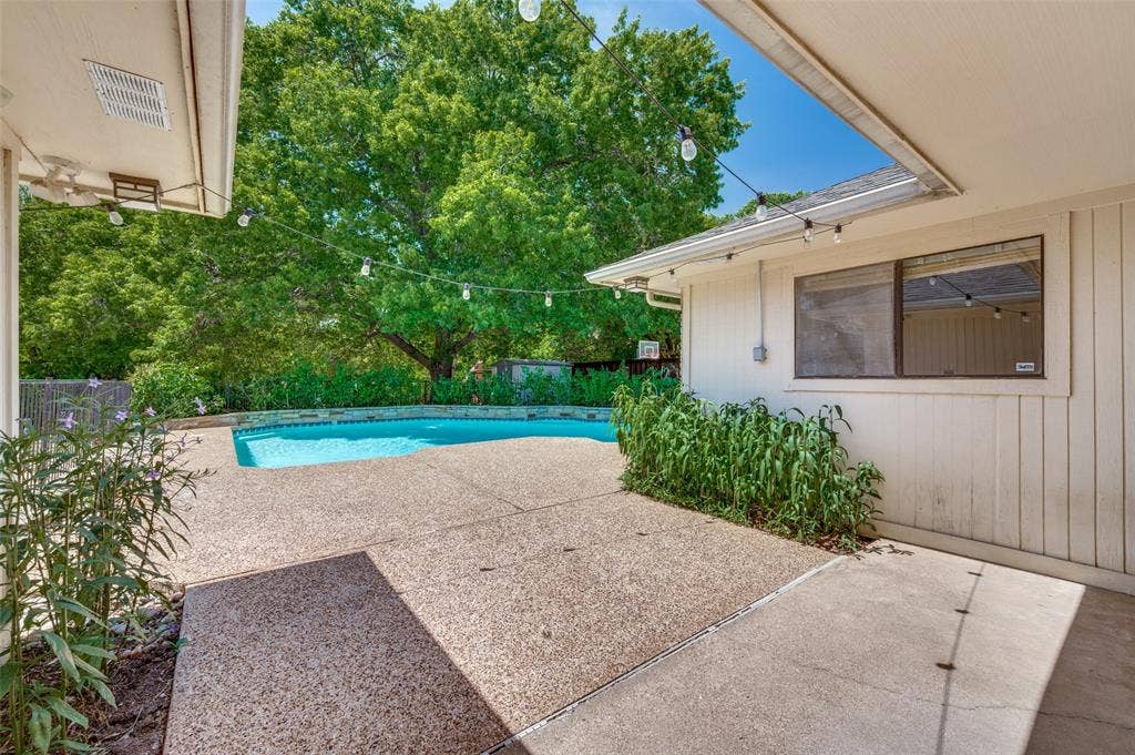 3221 Bandolino Lane, Plano, TX 75075 3221 Bandolino Lane, Plano, TX 75075