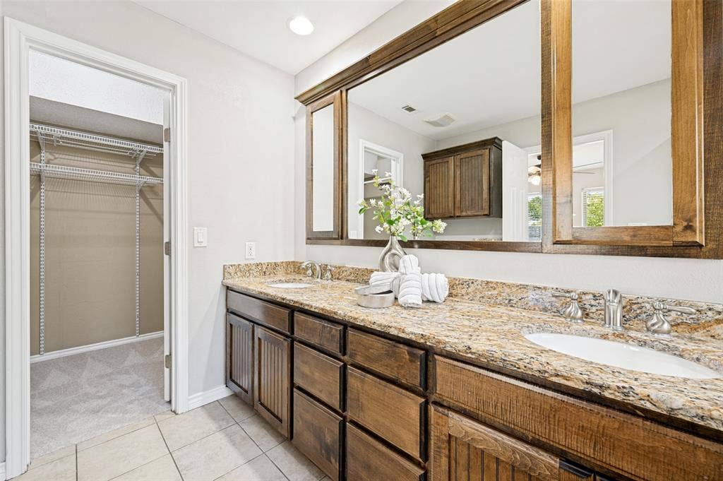 3221 Bandolino Lane, Plano, TX 75075 3221 Bandolino Lane, Plano, TX 75075
