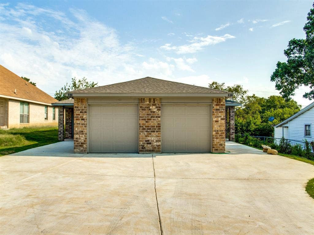 8106 Tanner Avenue, Fort Worth, TX 76116 8106 Tanner Avenue, Fort Worth, TX 76116
