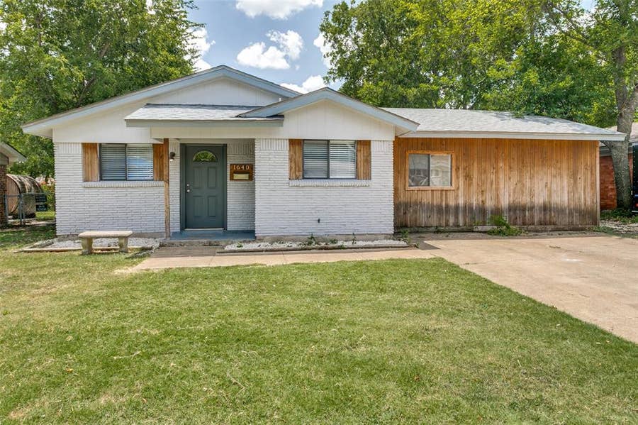 Property photo for 1640 Gill Street, Blue Mound, TX