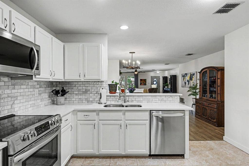 3123 Melrose Drive, McKinney, TX 75070 Kitchen