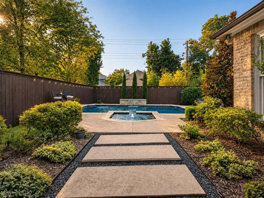 5243 Willis Avenue, Dallas, TX 75206