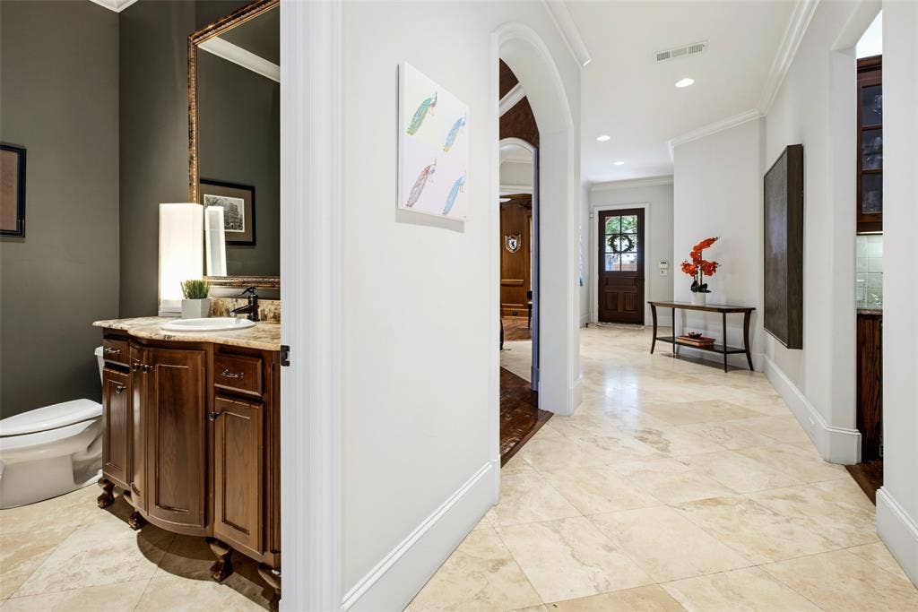 5243 Willis Avenue, Dallas, TX 75206