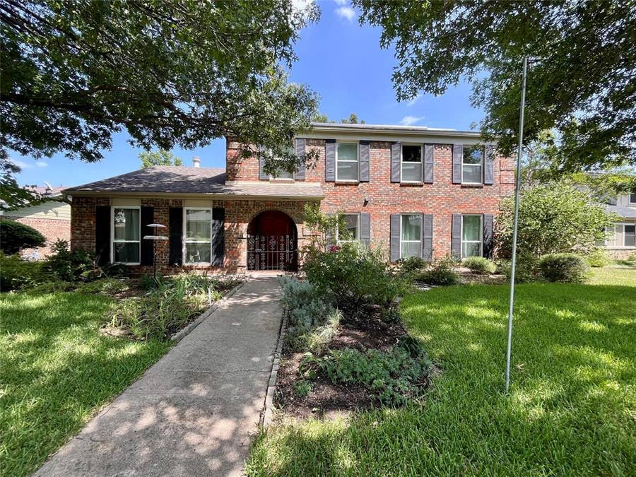 Property photo for 7410 Boisenberry Lane, Dallas, TX