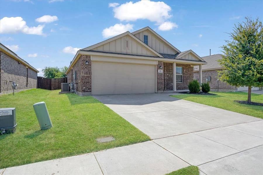 Property photo for 405 Laurenbrooke Drive, Anna, TX