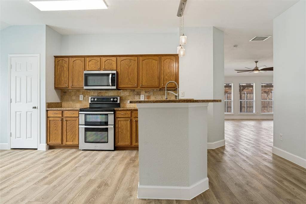 4078 Sydney Drive, Frisco, TX 75033 4078 Sydney Drive, Frisco, TX 75033
