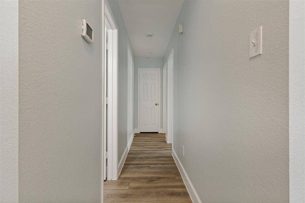 4078 Sydney Drive, Frisco, TX 75033 Hallway / Two Bedrooms & Bathroom