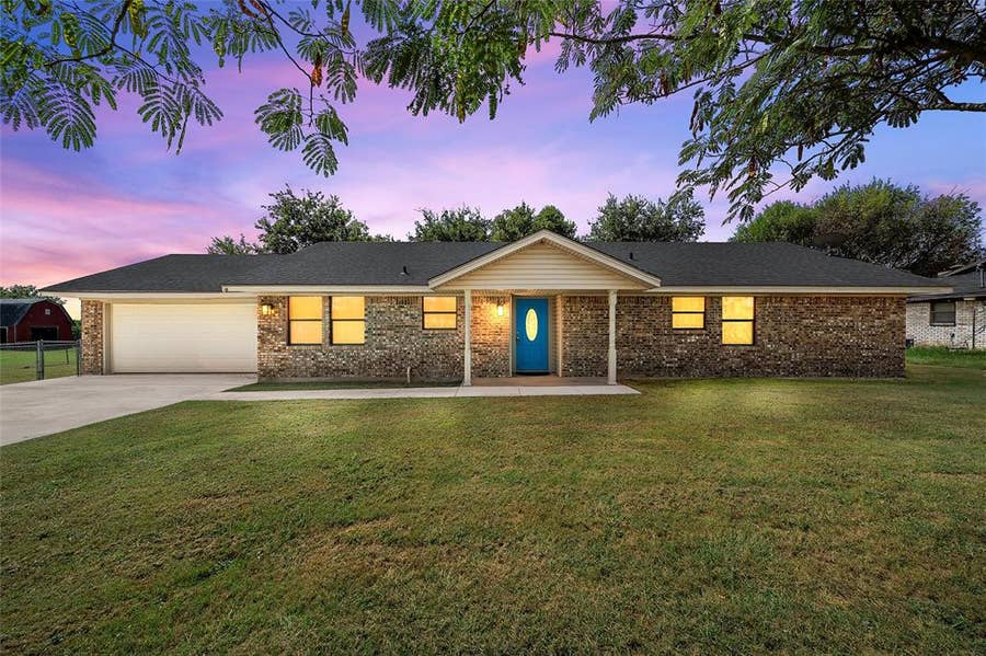 Property photo for 1006 Eagle Drive, Bruceville Eddy, TX