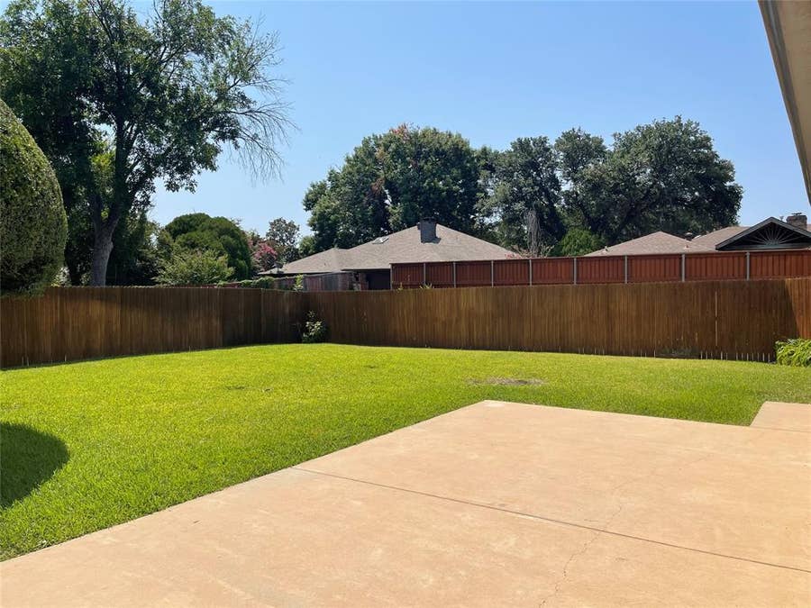 Property photo for 2212 Kirby Drive, Plano, TX