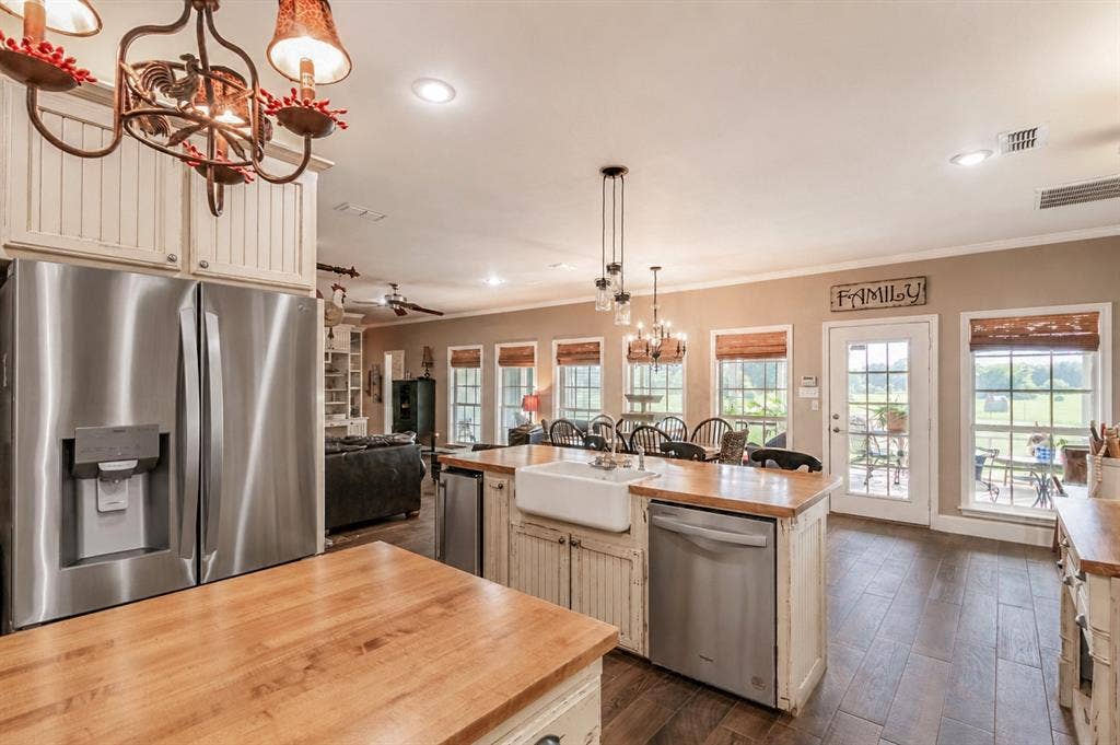 22710 CR 121, Bullard, TX 75757 22710 CR 121, Bullard, TX 75757