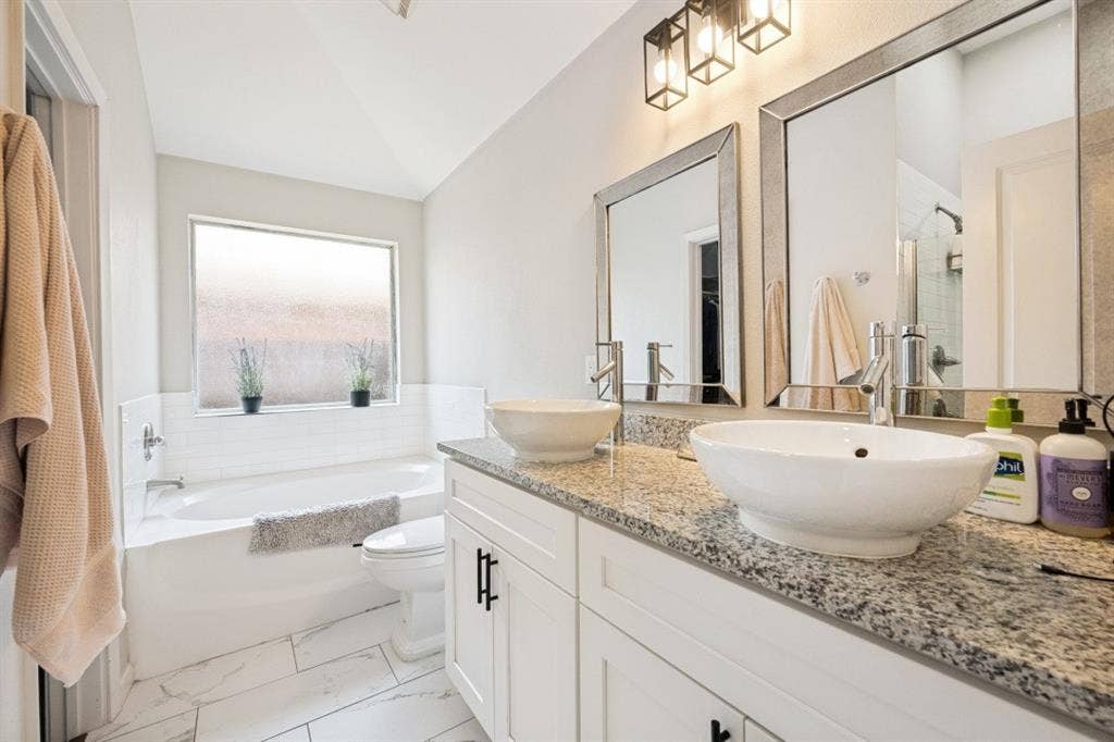 1520 Creekstone Court, Fort Worth, TX 76112 1520 Creekstone Court, Fort Worth, TX 76112