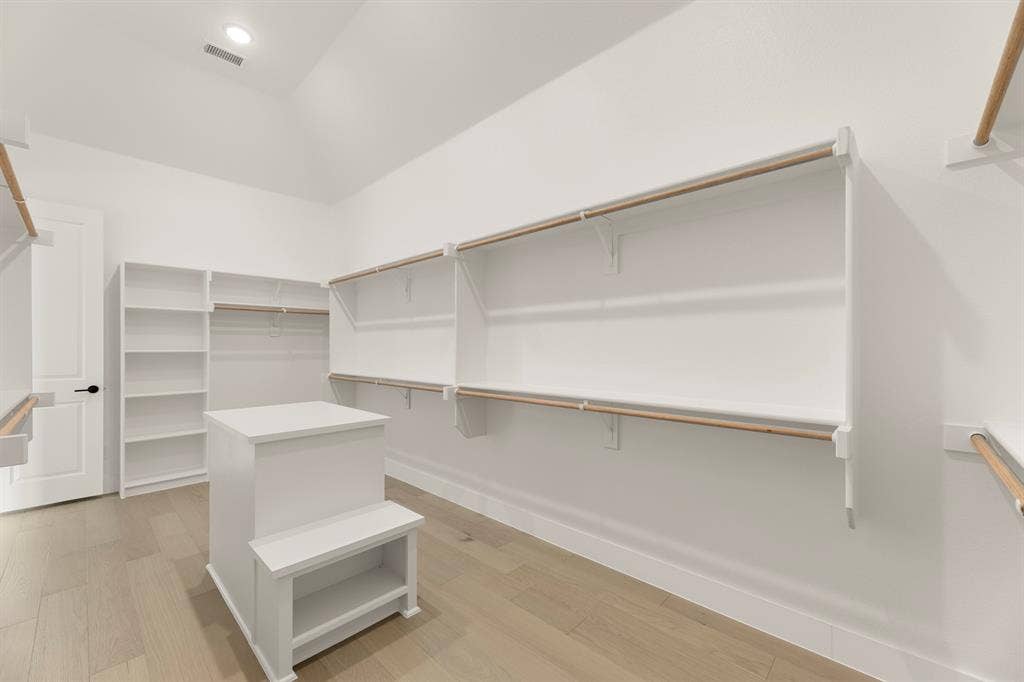 5012 Lynwood Drive, Parker, TX 75002 21. 5012 Lynwood - Closet