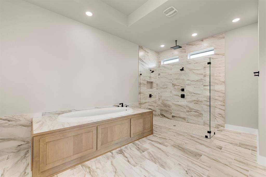 5012 Lynwood Drive, Parker, TX 75002 17. 5012 Lynwood - Bath