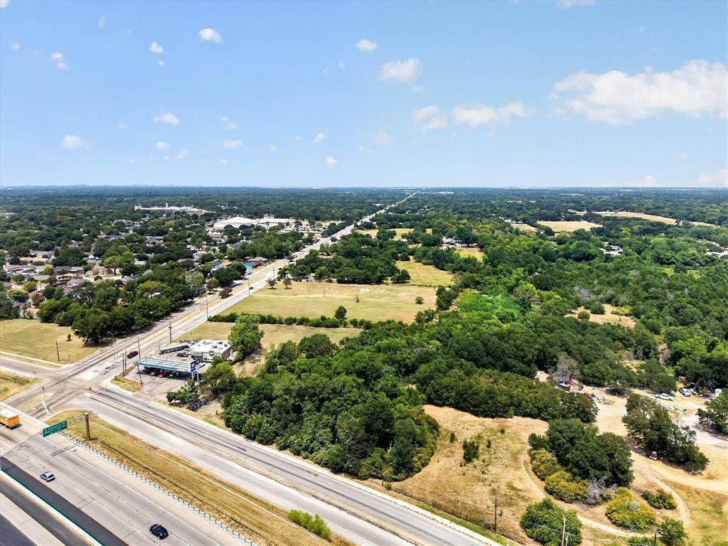 720 S Masters Drive, Dallas, TX 75217 720 S Masters Drive, Dallas, TX 75217