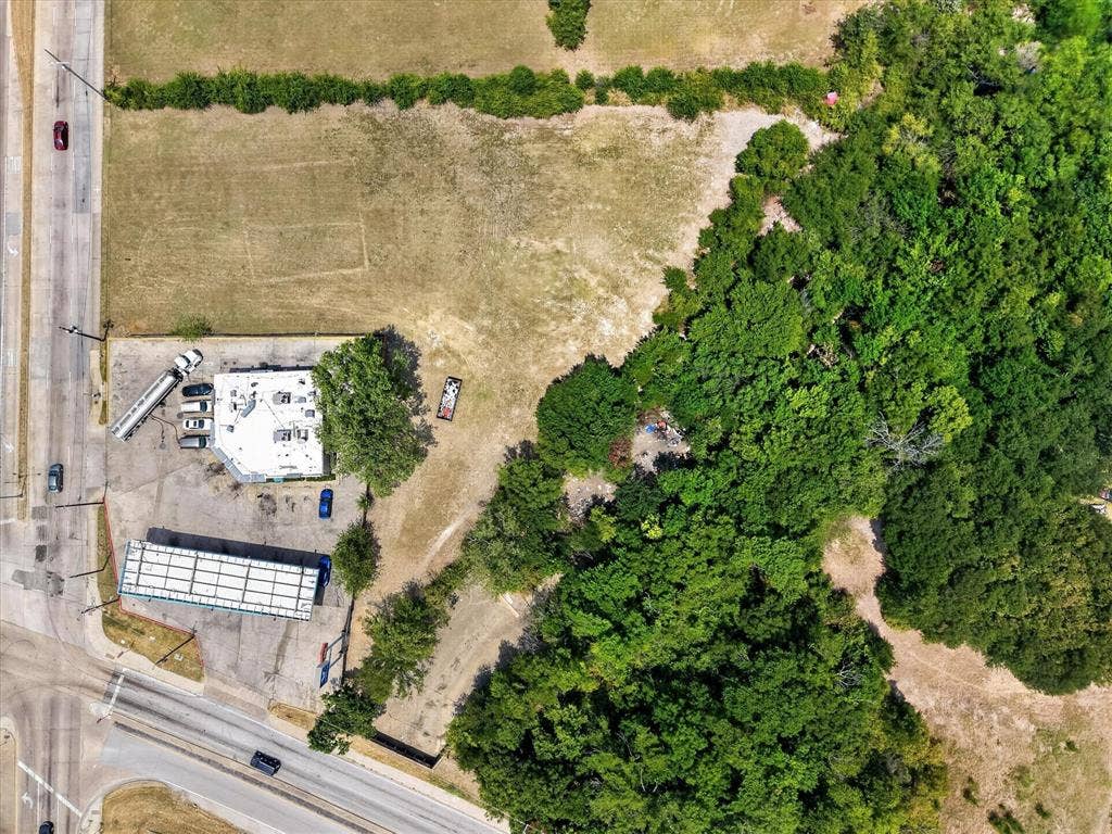 720 S Masters Drive, Dallas, TX 75217 720 S Masters Drive, Dallas, TX 75217