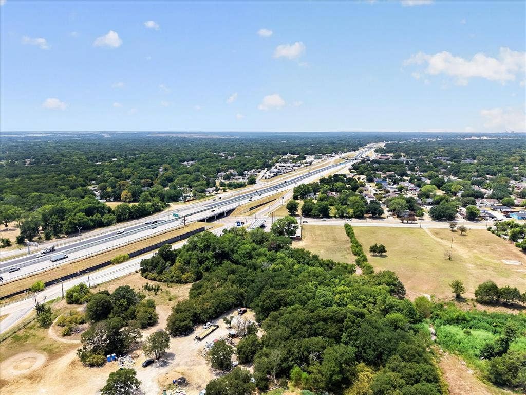 720 S Masters Drive, Dallas, TX 75217 720 S Masters Drive, Dallas, TX 75217