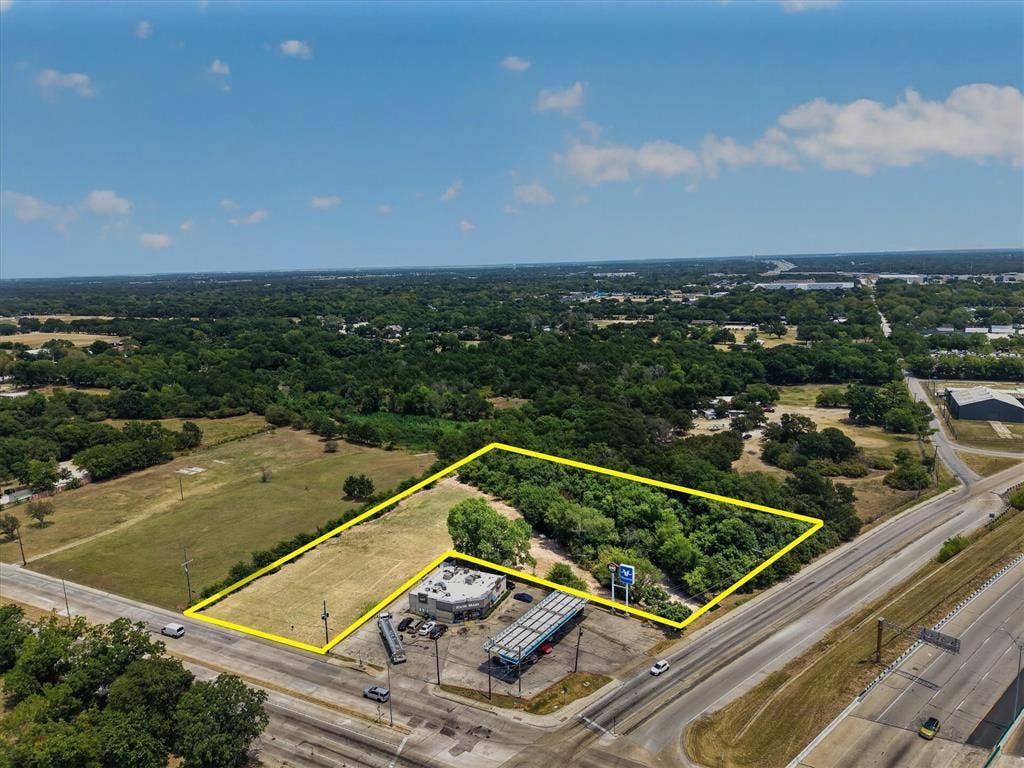 720 S Masters Drive, Dallas, TX 75217 720 S Masters Drive, Dallas, TX 75217