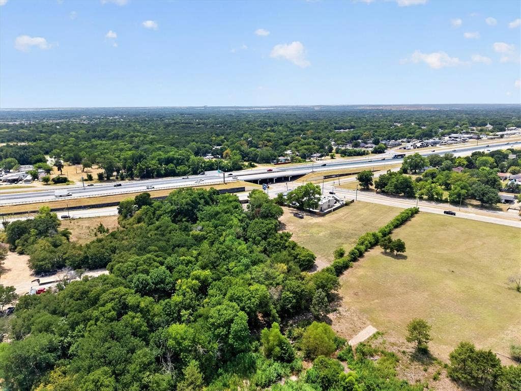 720 S Masters Drive, Dallas, TX 75217 720 S Masters Drive, Dallas, TX 75217