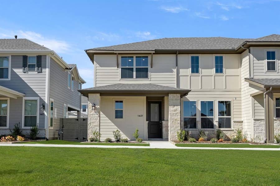 Property photo for 1421 Laurel Lane, Argyle, TX