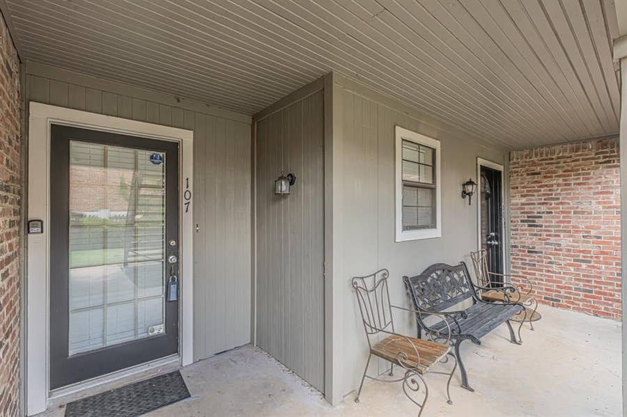 Property photo for 2728 Copper Creek Drive, #107, Arlington, TX