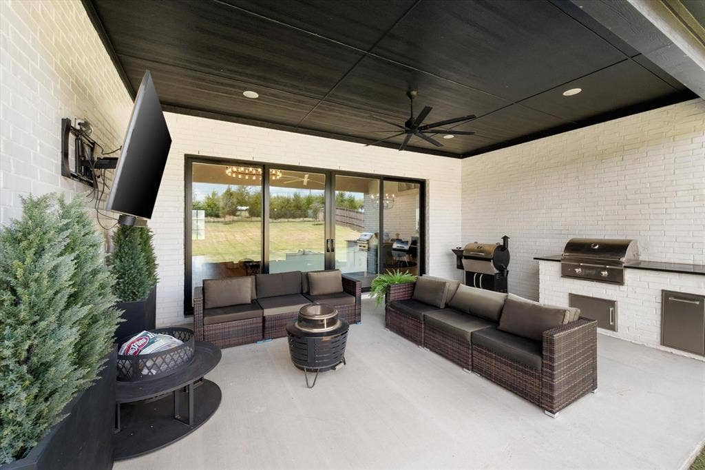 2109 Glenbrook Street, Haslet, TX 76052 2109 Glenbrook Street, Haslet, TX 76052