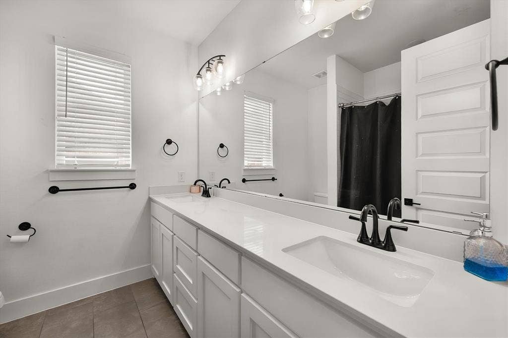 2109 Glenbrook Street, Haslet, TX 76052 2109 Glenbrook Street, Haslet, TX 76052