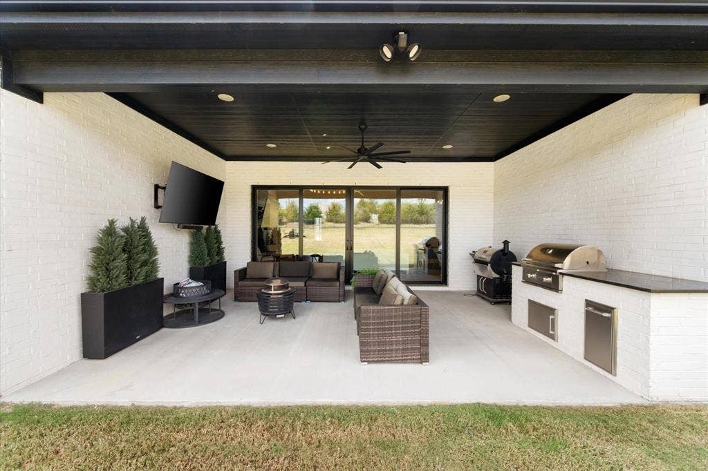 2109 Glenbrook Street, Haslet, TX 76052 2109 Glenbrook Street, Haslet, TX 76052