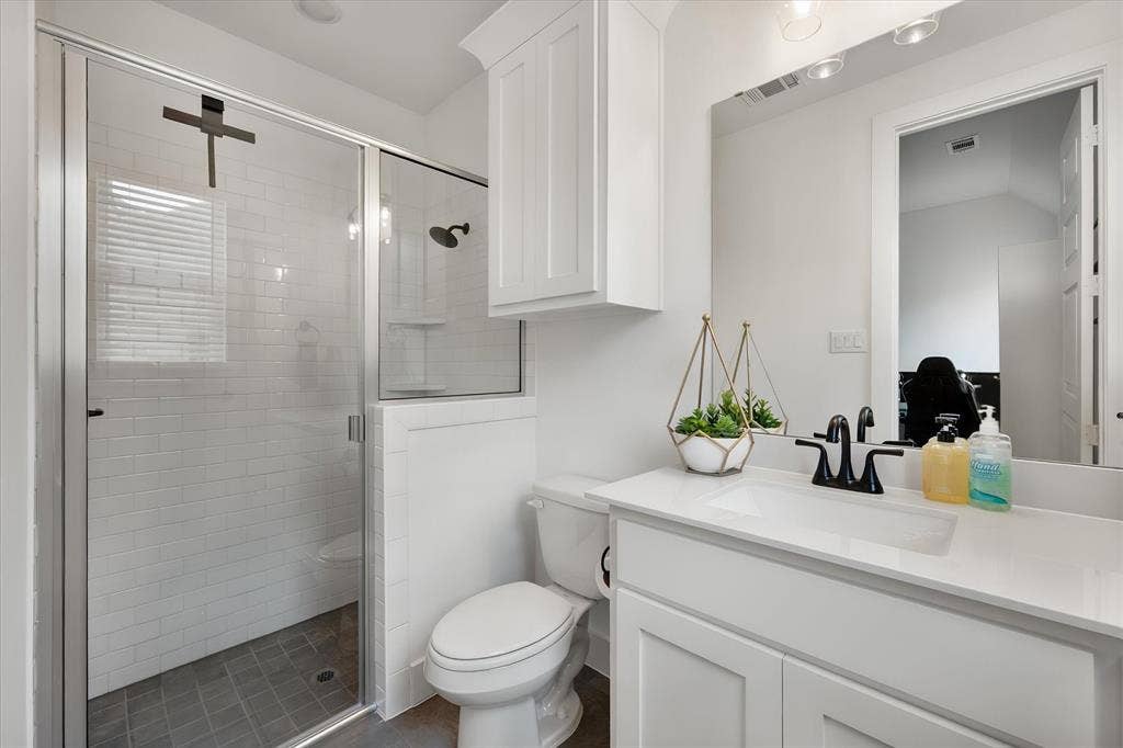 2109 Glenbrook Street, Haslet, TX 76052 2109 Glenbrook Street, Haslet, TX 76052