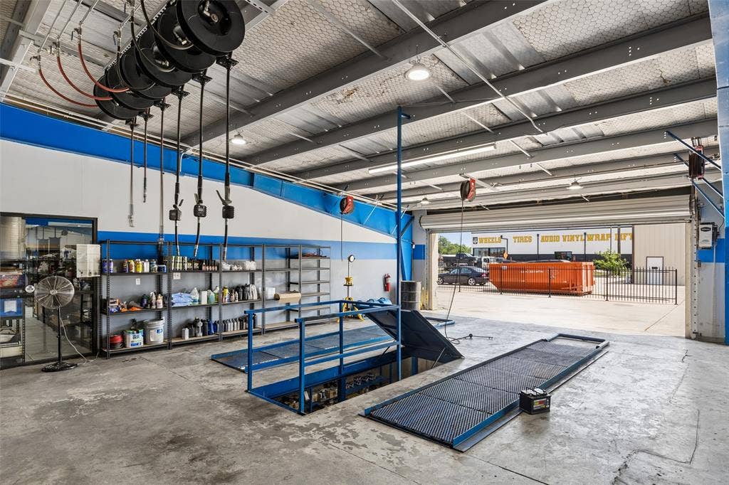 4001 S Buckner Boulevard, Dallas, TX 75227 4001 S Buckner Boulevard, Dallas, TX 75227