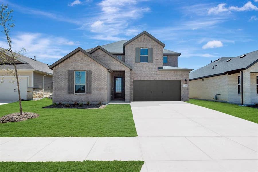 Property photo for 1732 Nesting Robin Lane, Denton, TX