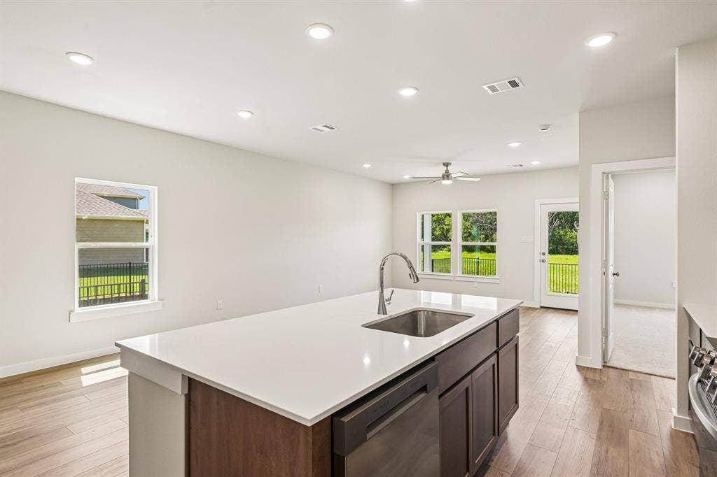312 Sun Harvest Drive, Royse City, TX 75189 312 Sun Harvest Drive, Royse City, TX 75189