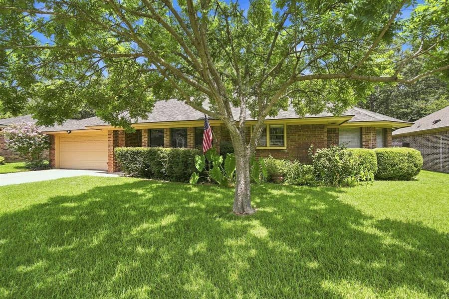 Property photo for 3509 Tomlinson Court, Arlington, TX