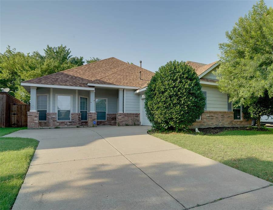 Property photo for 9724 Water Tree Drive, McKinney, TX