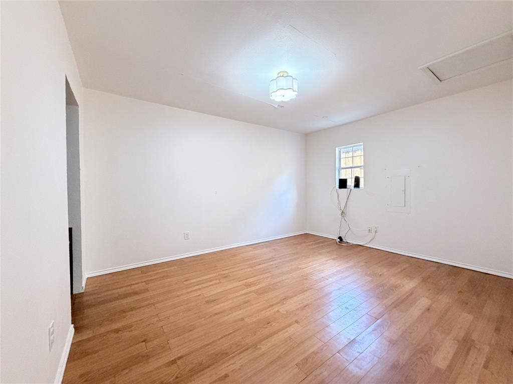 407 Ivy Way, Garland, TX 75043 407 Ivy Way, Garland, TX 75043