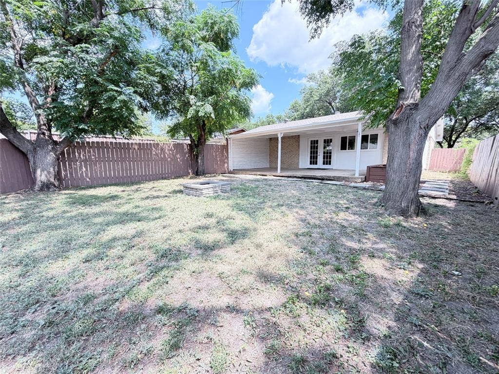 407 Ivy Way, Garland, TX 75043 407 Ivy Way, Garland, TX 75043