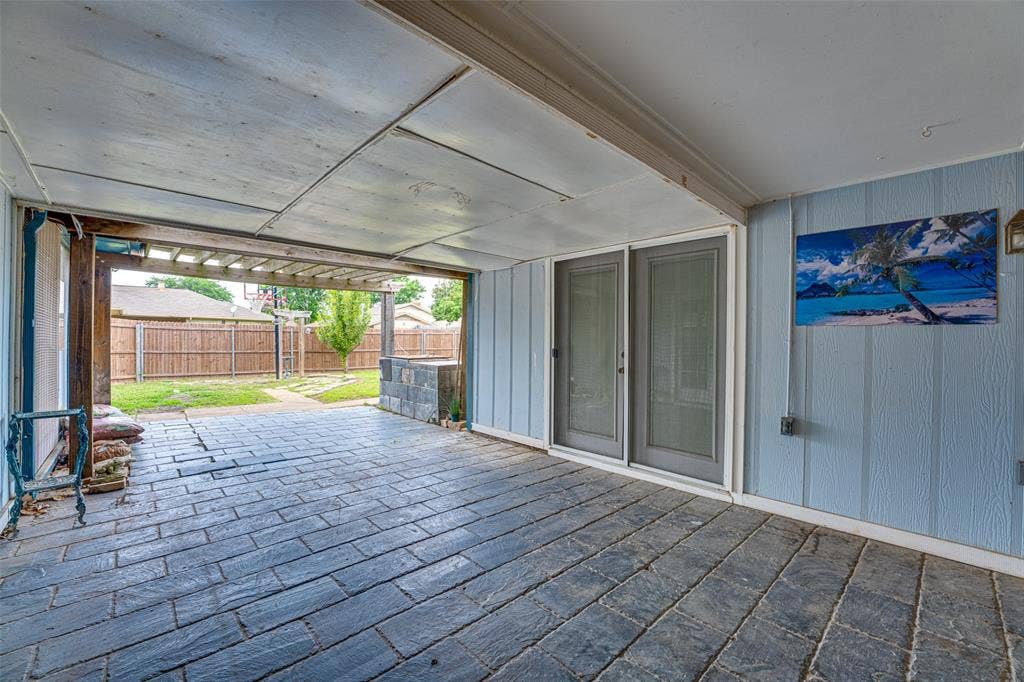 917 Meadowgate Drive, Garland, TX 75040