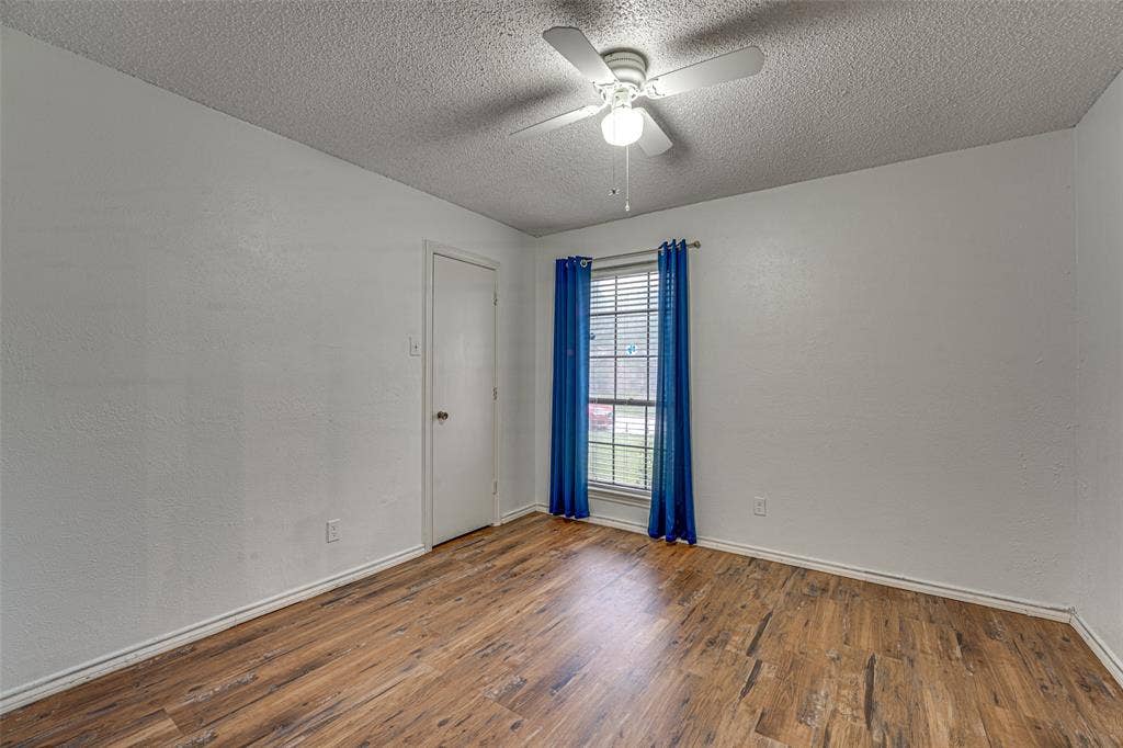 917 Meadowgate Drive, Garland, TX 75040