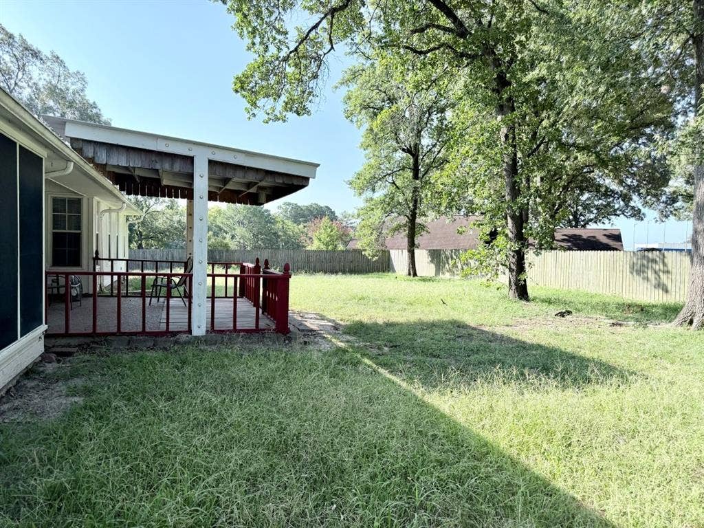 705 E South Street, Lindale, TX 75771 705 E South Street, Lindale, TX 75771