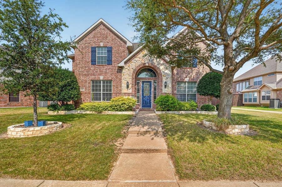Property photo for 822 Shadybrook Drive, Murphy, TX