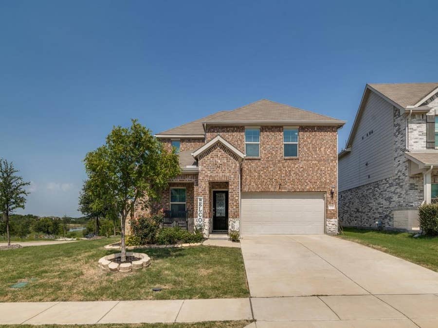 Property photo for 1118 Spectra Drive, Forney, TX