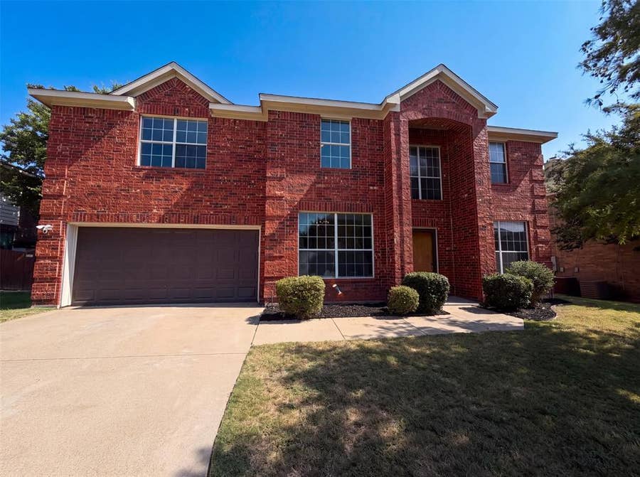 Property photo for 448 N Waterford Oaks Drive, Cedar Hill, TX