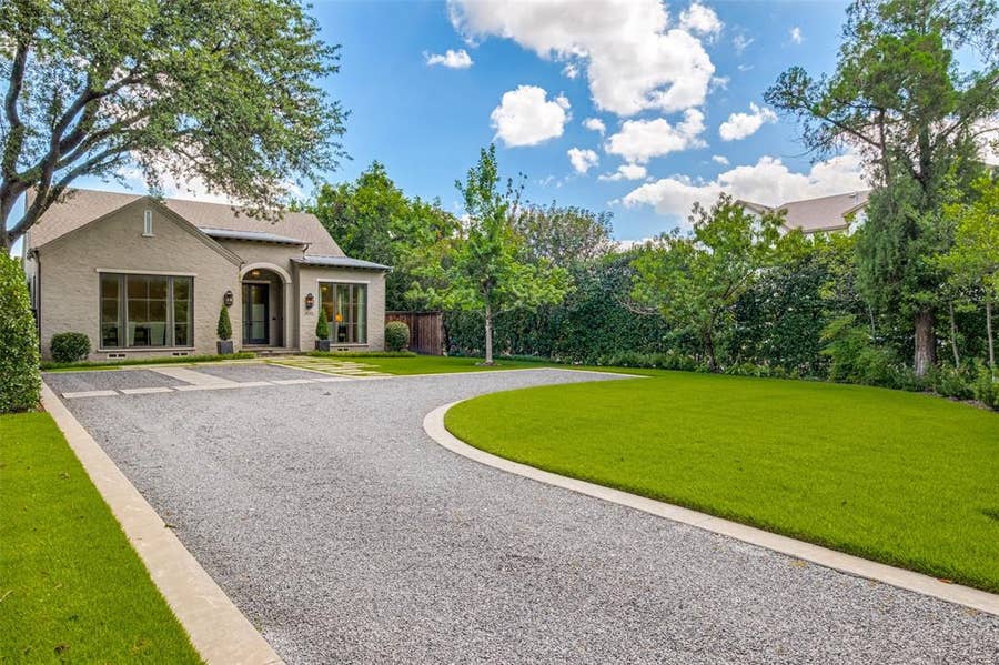 Property photo for 4045 Glenwick Lane, University Park, TX