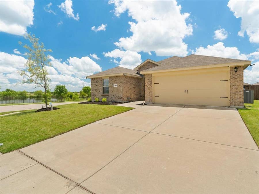 Property photo for 808 Watermill Road, Royse City, TX