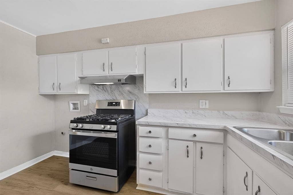 2021 Proctor Drive, Grand Prairie, TX 75051 2021 Proctor Drive, Grand Prairie, TX 75051