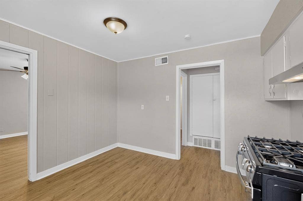 2021 Proctor Drive, Grand Prairie, TX 75051 2021 Proctor Drive, Grand Prairie, TX 75051